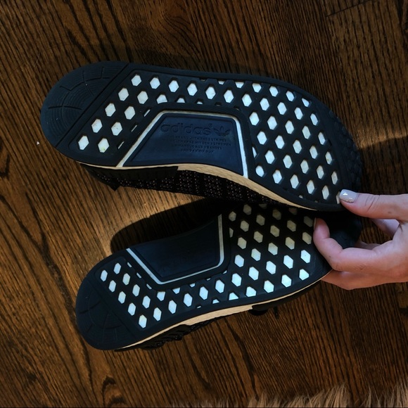 NMD_R1 BLACK MULTI w/ original box - Picture 6 of 6